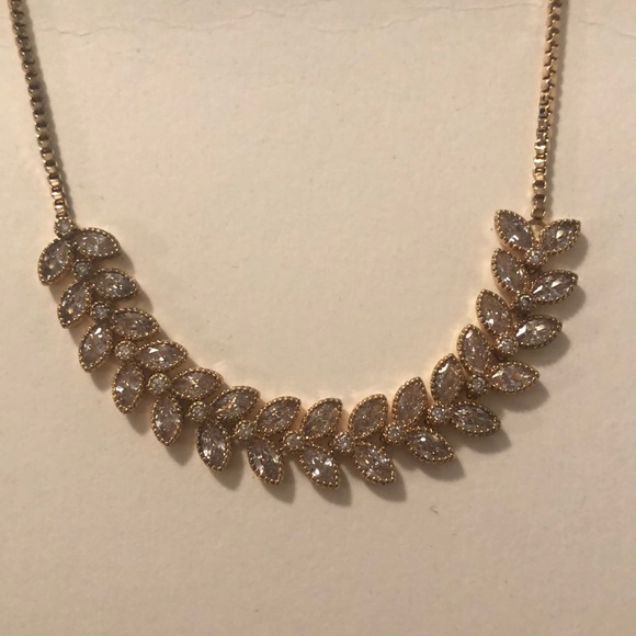 NWT Banana Republic Necklace - Picture 2 of 4